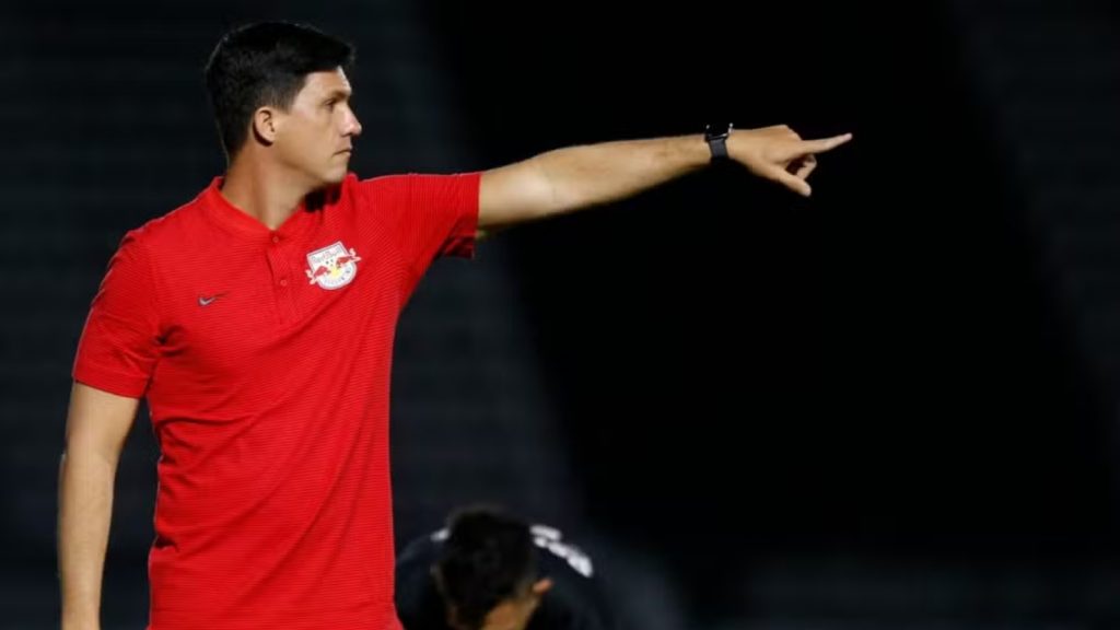 Maurício Barbieri, novo técnico do Athletico — Foto: Ari Ferreira/Red Bull Bragantino