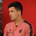 Líder em finalizações, lateral ofensivo é opção para esquema de jogo de Barbieri - Foto: Divulgação/Athletico Oficial