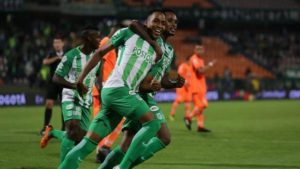 Sendo jogador líder em finalizações na Colômbia, lateral chega ao Athletico - Foto: Antena 2