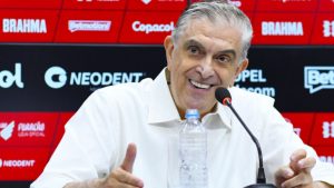 Último vice de Petraglia renunciou ao cargo. Foto: Gustavo Oliveira/athletico.com.br