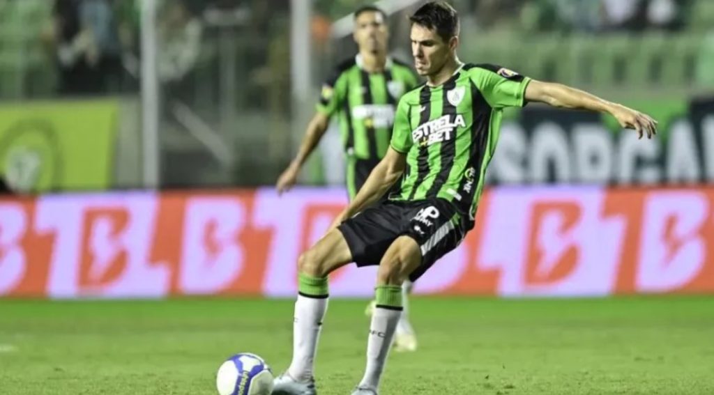 Alê marcou 22 gols com a camisa do Coelho. Foto: Mourão Panda/América-MG