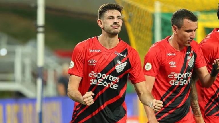 Di Yorio pelo Athletico-PR (Foto: Instagram/Di Yorio)
