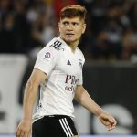 Leonardo Gil, ex Colo-Colo, interessa Athletico (Foto: Reprodução/Transfermarket)