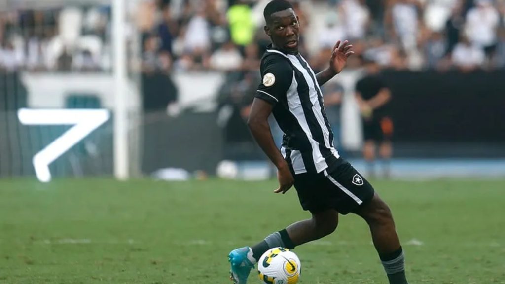 Patrick de Paula no Botafogo (Foto: Vítor Silva/Botafogo)