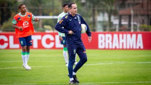 Técnico Dudu Patetuci convocou a Seleção Brasileira Sub-17 para amistosos com o Equador Foto: Joilson Marconne/CBF