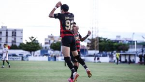 Pablo comemora a la CR7 após sair do Athletico-PR. Foto: Divulgação/Sport