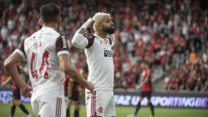 Cuca diz porquê Gabigol e Dudu não chegaram ao Athletico-PR (Foto: Alexandre Vidal/Flamengo)