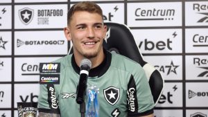 Léo Linck foi apresentado no Botafogo. Foto: Vítor Silva/Botafogo