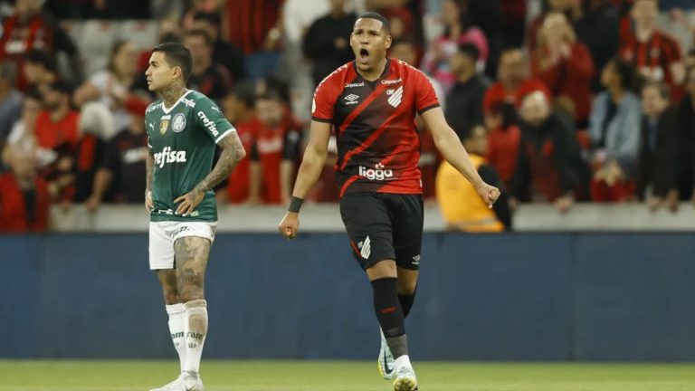 Matheus Felipe no Athletico-PR