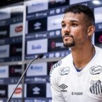 Ze Ivaldo. Fotos: Raul Baretta/ Santos FC.