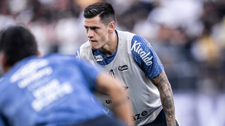Leo Godoy, ex-Athletico-PR - Foto: Raul Baretta/Santos FC