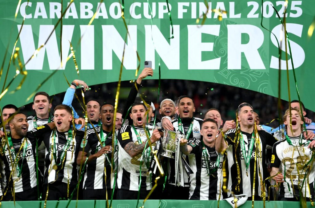 Bruno Guimarães, ídolo do Athletico, se sagrou campeão pelo Newcastle - Foto: Divulgação / Newcastle United