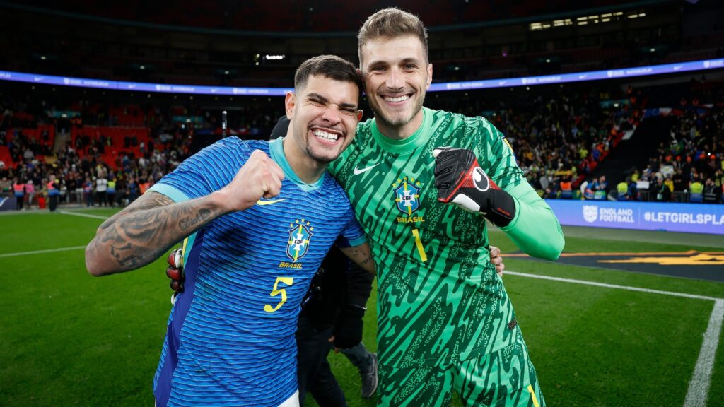 Bento e Bruno Guimarães estão convocados (Foto: Rafael Ribeiro/CBF)