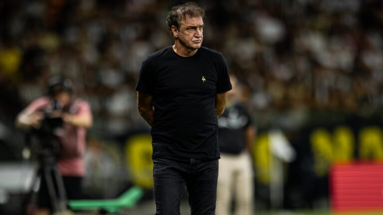 Cuca tem ex-jogador na mira do Athletico-PR (Foto: Pedro Souza / Atlético)