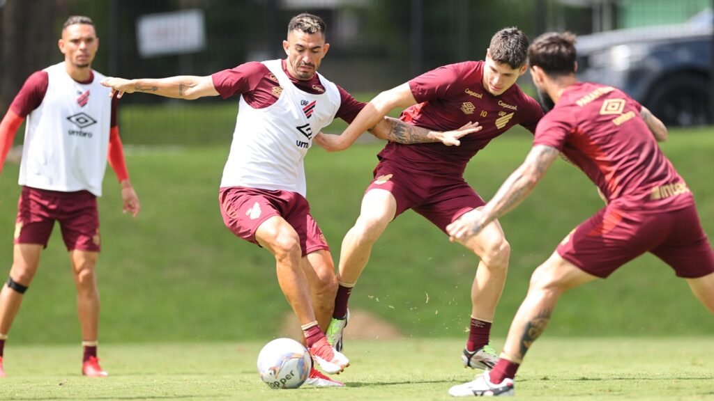 Athletico-PR busca liberação de titulares na Justiça - Foto: Duda Matoso/athletico.com.br