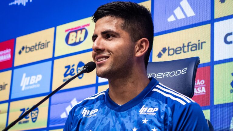 Athletico-PR: Gamarra não se encontrou no Cruzeiro. (Foto: Gustavo Aleixo/Cruzeiro)