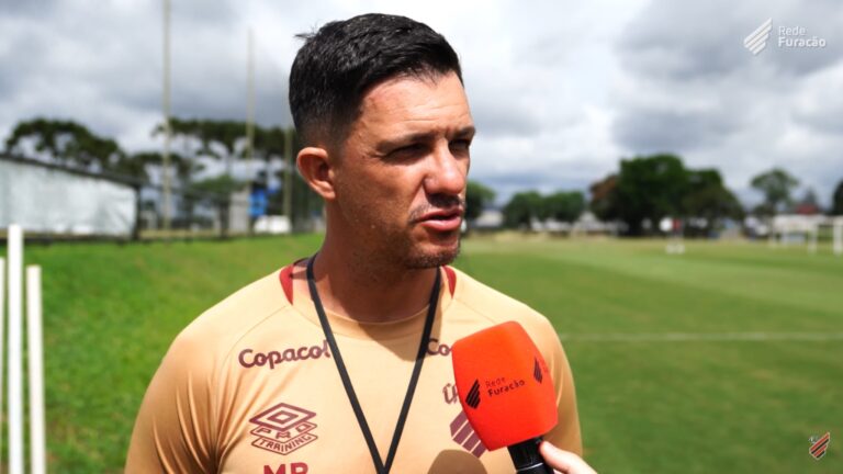 Maurício Barbieri relaciona Peralta para Novorizontino x Athletico-PR (Imagem: Youtube/Rede Furacão)