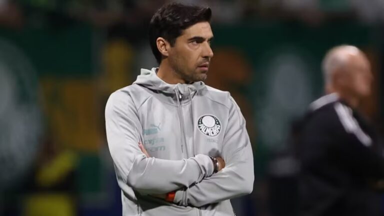 Abel Ferreira toma atitude diante de Vitor Roque, ex-Athletico-PR (Foto: Cesar Greco/SE Palmeiras)