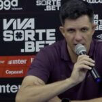 Barbieri fala na coletiva após Paysandu x Athletico-PR (Imagem: Rede Furacão)