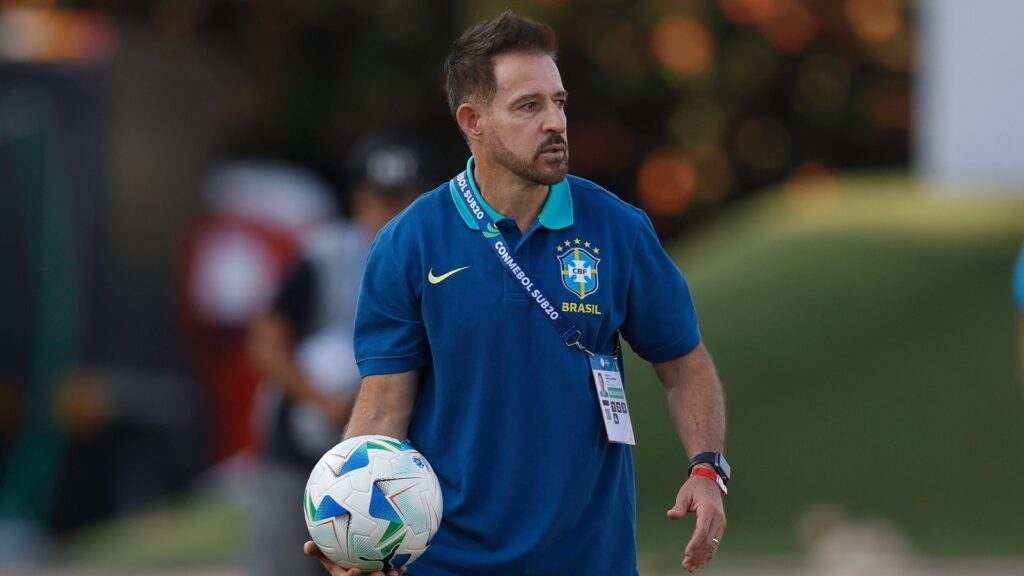 Ramon Menezes é o técnico da seleção sub-20. Créditos: Rafael Ribeiro/CBF