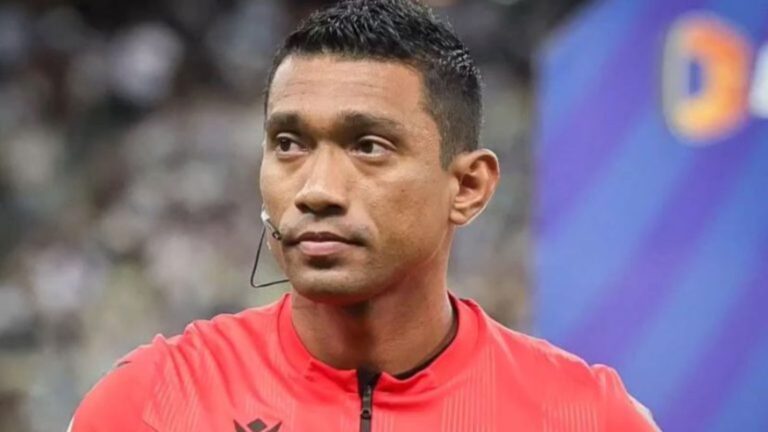 Luciano Miranda Filho apita Athletico-PR x Chapecoense (Foto: Reprodução)