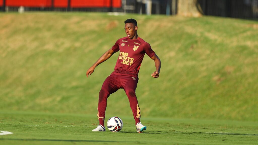 (Foto: José Tramontin/athletico.com.br)