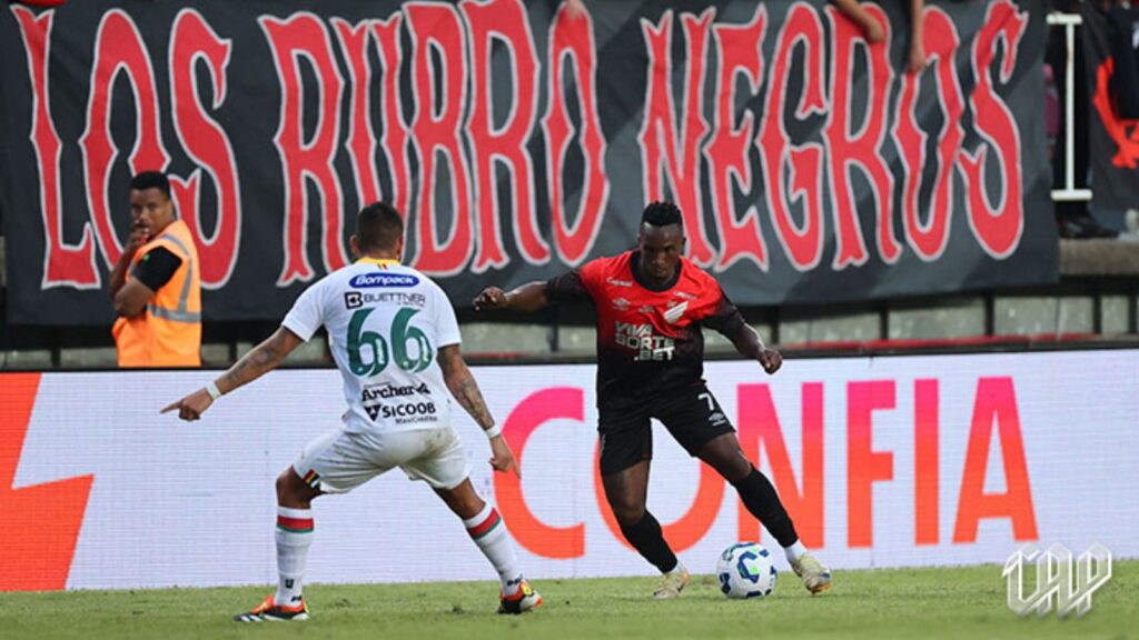 Barbieri gosta de Brusque x Athletico-PR (Foto: Duda Matoso/athletico.com.br)
