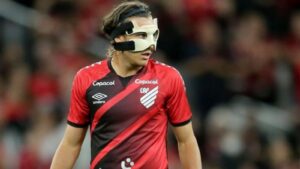 Canobbio tem a mesma lesão que teve no Athletico-PR (Foto: Instagram/Agustín)
