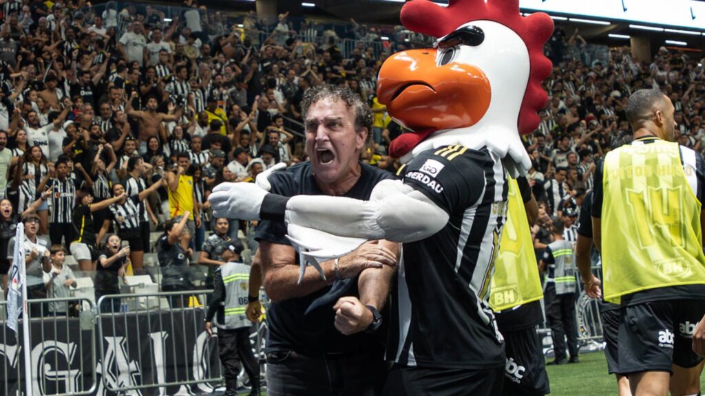Canobbio dá dor de cabeça em Cuca, es Athletico-PR (Foto: Pedro Souza/Atlético)