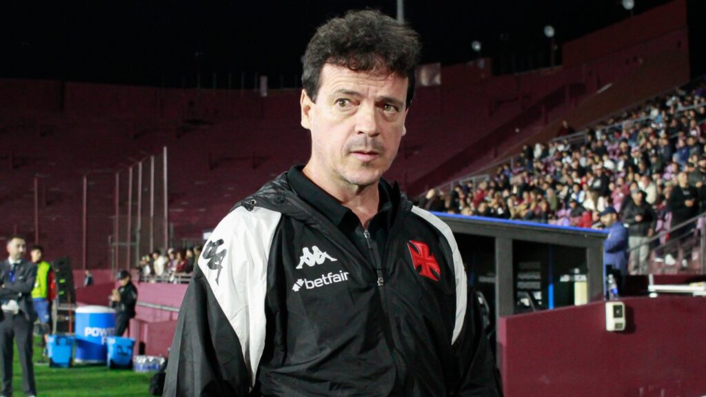 Athletico-PR busca jogador de Diniz (Foto: Divulgação/Vasco da Gama)