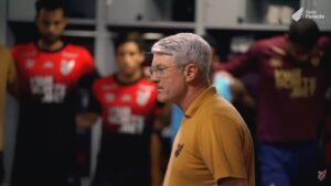 Odair Hellmann é técnico do Athletico-PR (Imagem: Reprodução/Rede Furacão)