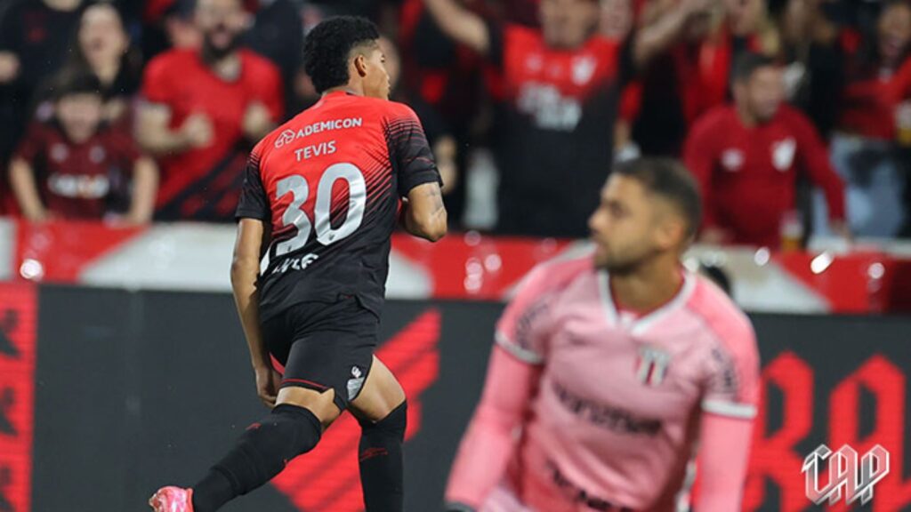 (Foto: José Tramontin/athletico.com.br)