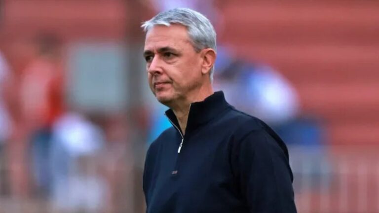 Tiago Nunes é demitido e fica sem Athletico-PR (Foto: Reprodução/El Diário de Santiago)