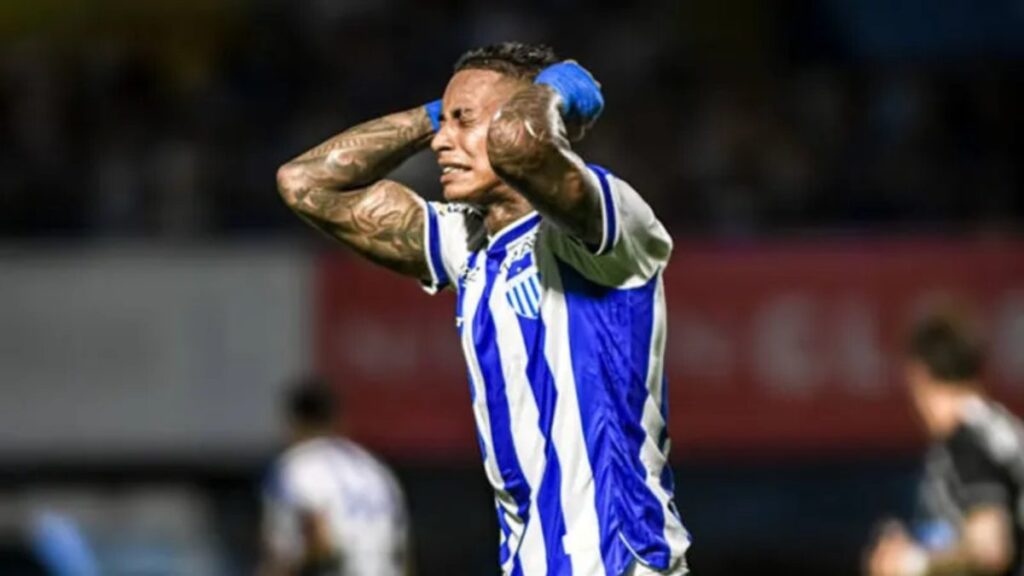 Avaí x Athletico-PR reencontro Alef Manga (Foto: Reprodução/UmDois Esportes)