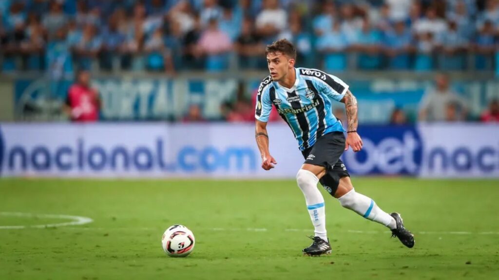 Athletico-PR quer Carballo - (Foto: Lucas Uebel/Grêmio FBPA)