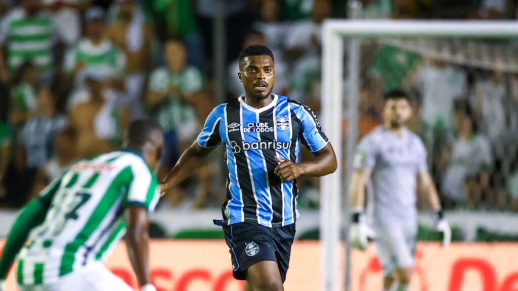 Athletico-PR quer Jemerson (Foto: Lucas Uebel/Grêmio)