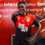 Athletico-PR anuncia Viveros (Foto: Duda Matoso/athletico.com.br)