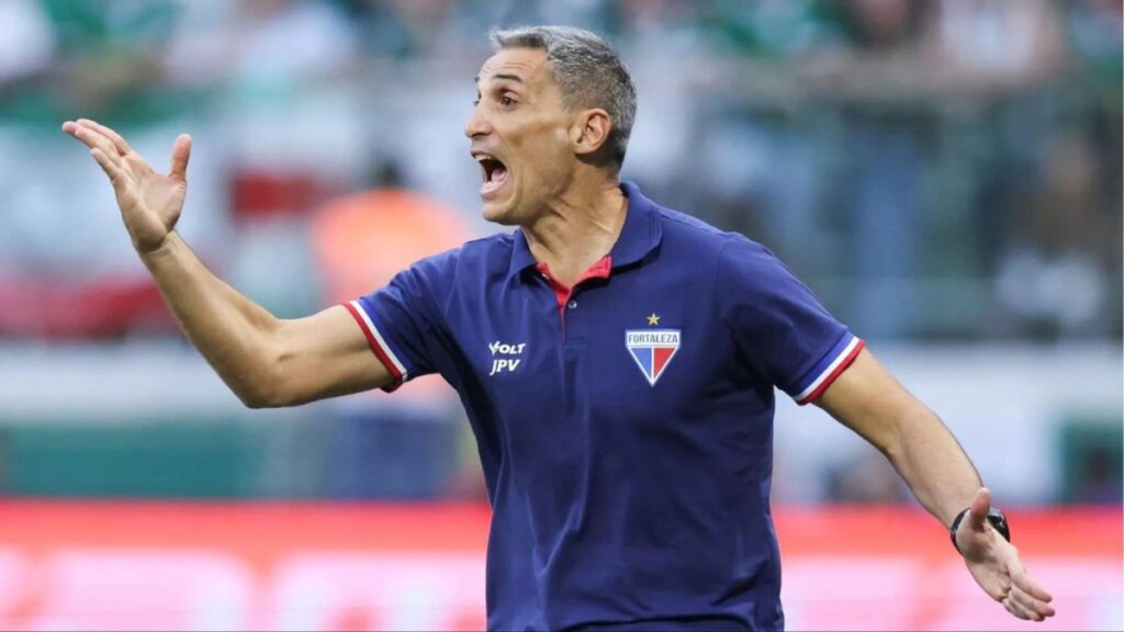 Athletico-PR quer peça titular de Vojvoda (Foto: Reprodução/SouFortaleza)