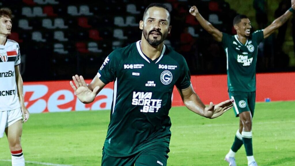 Anselmo Ramon pelo Goiás (Foto: Rosiron Rodrigues/GEC)
