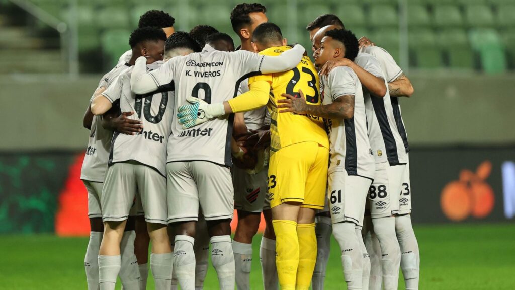 Athletico-PR tem empate com gosto de derrota (Foto: Duda Matoso/athletico.com.br)