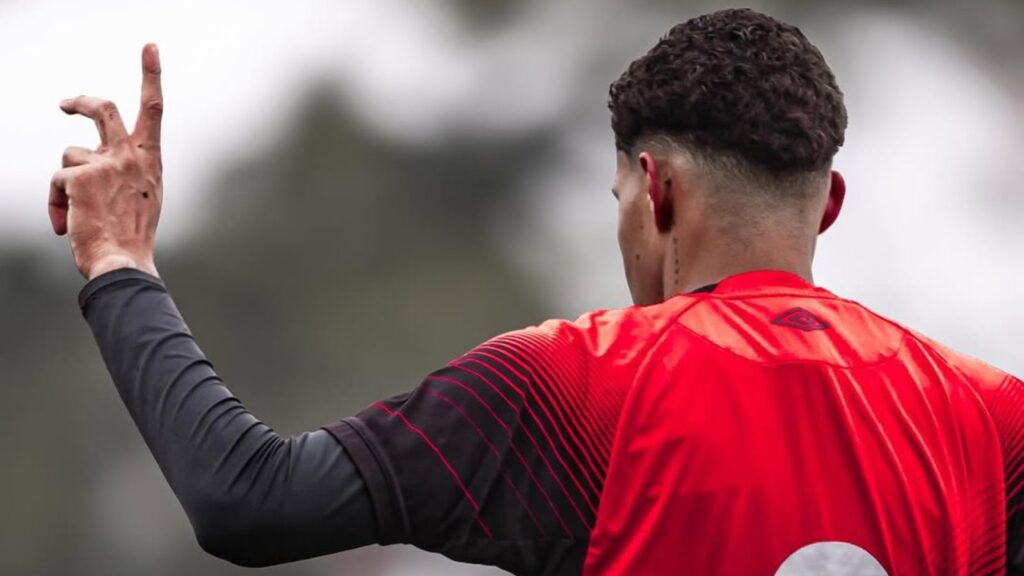 Athletico-PR se despede de Caio Suassuna (Foto: Reprodução/Instagram)