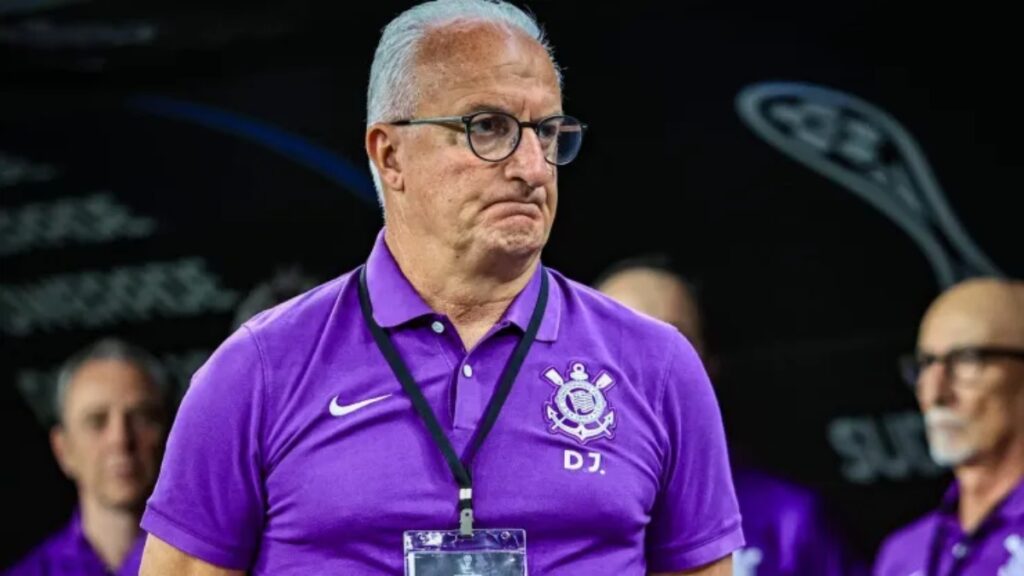 Dorival poupa antes de Athletico-PR x Corinthians - (Foto: Reprodução/Redes Sociais)