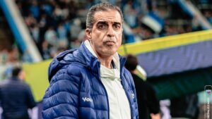 Athletico-PR 'agradece' a Renato Paiva (Foto: Matheus Amorim/Fortaleza EC)