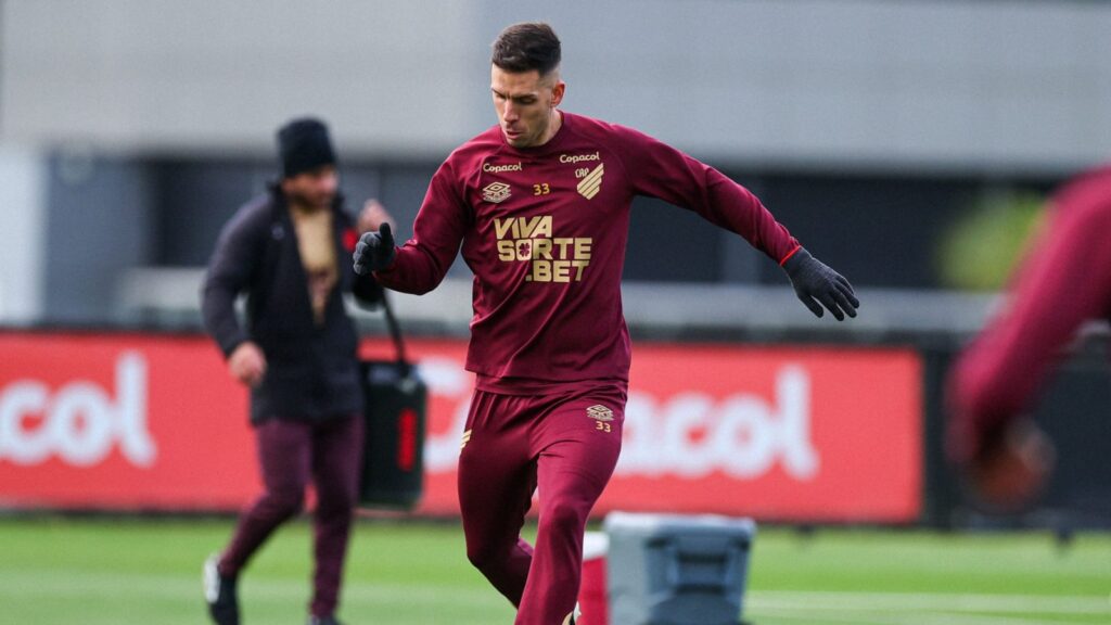 Athletico-PR treina para duelo (Foto: Duda Matoso/athletico.com.br)