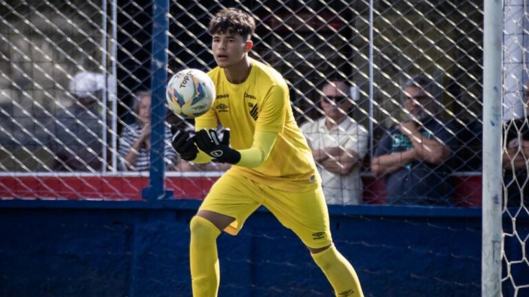 Athletico-PR é elogiado por Samudio (Foto: Instagram/Bruninho)