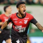 Athletico-PR vence Chapecoense (Foto: José Tramontin/athletico.com.br)