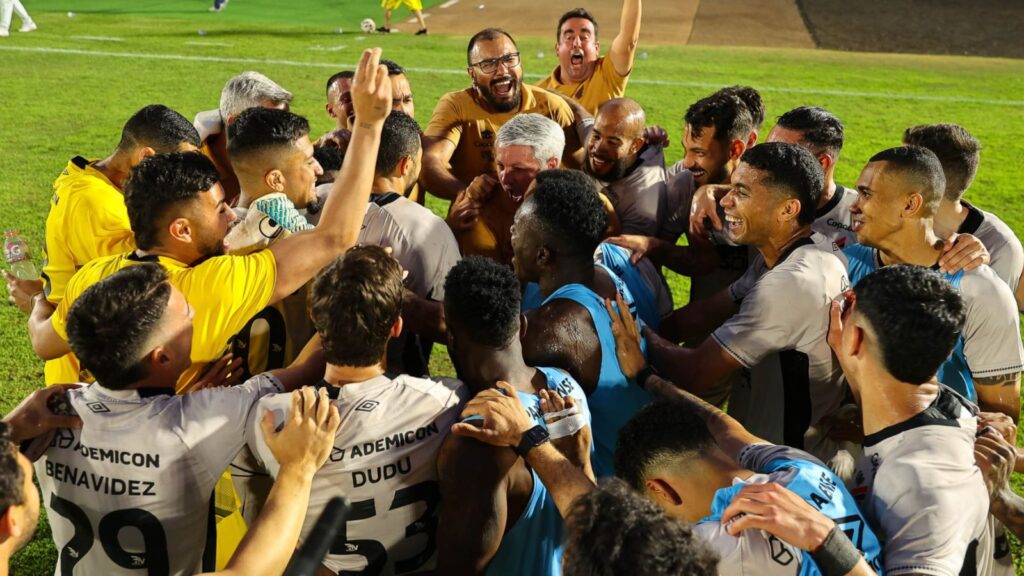 (Foto: José Tramontin/athletico.com.br)