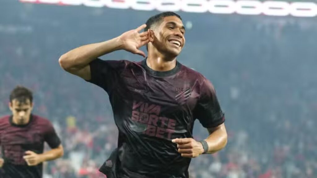 julimar-amazonas Athletico-PR vence Amazonas (Foto: Reprodução/GE)