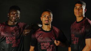 Athletico-PR lança novo uniforme (Foto: José Tramontin/athletico.com.br)