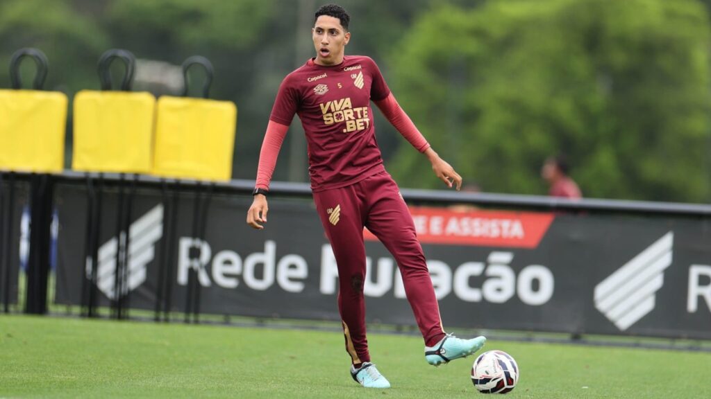 Athletico-PR treina para enfrentar Volta Redonda (Foto: José Tramontin/athletico.com.br)